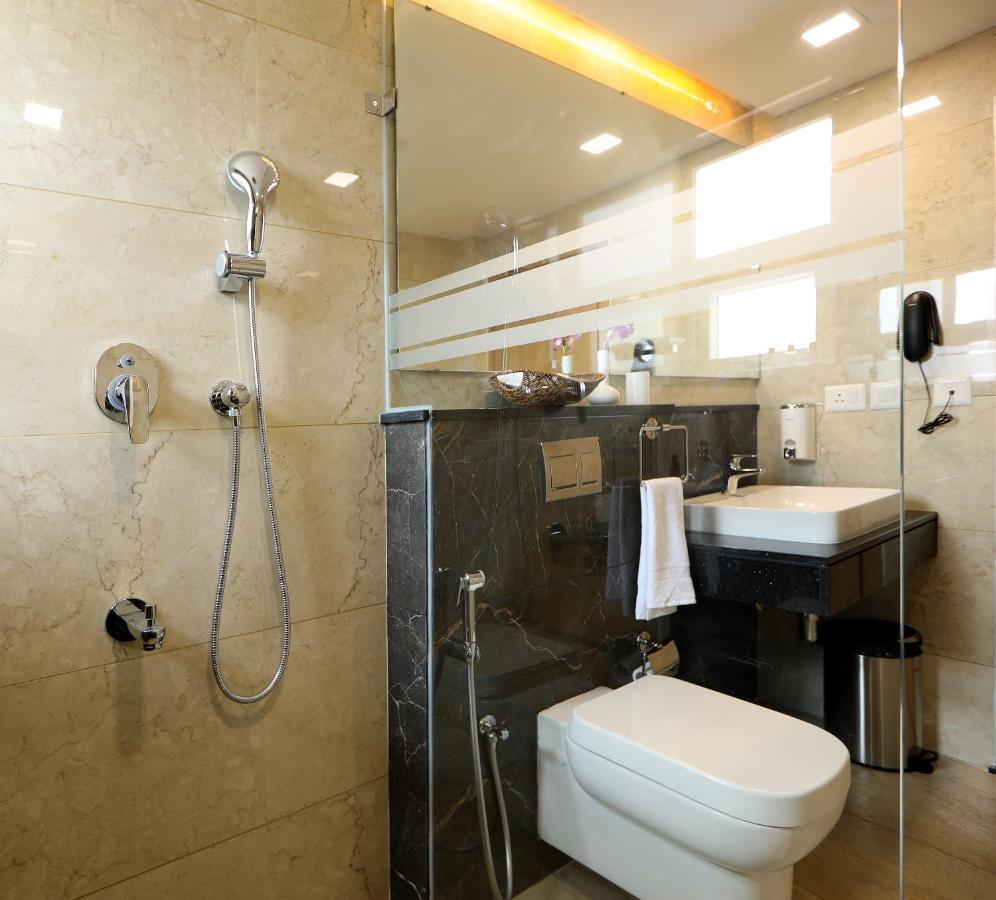 Hotel Flora Charishma Residency Aluva Kochi Zewnętrze zdjęcie