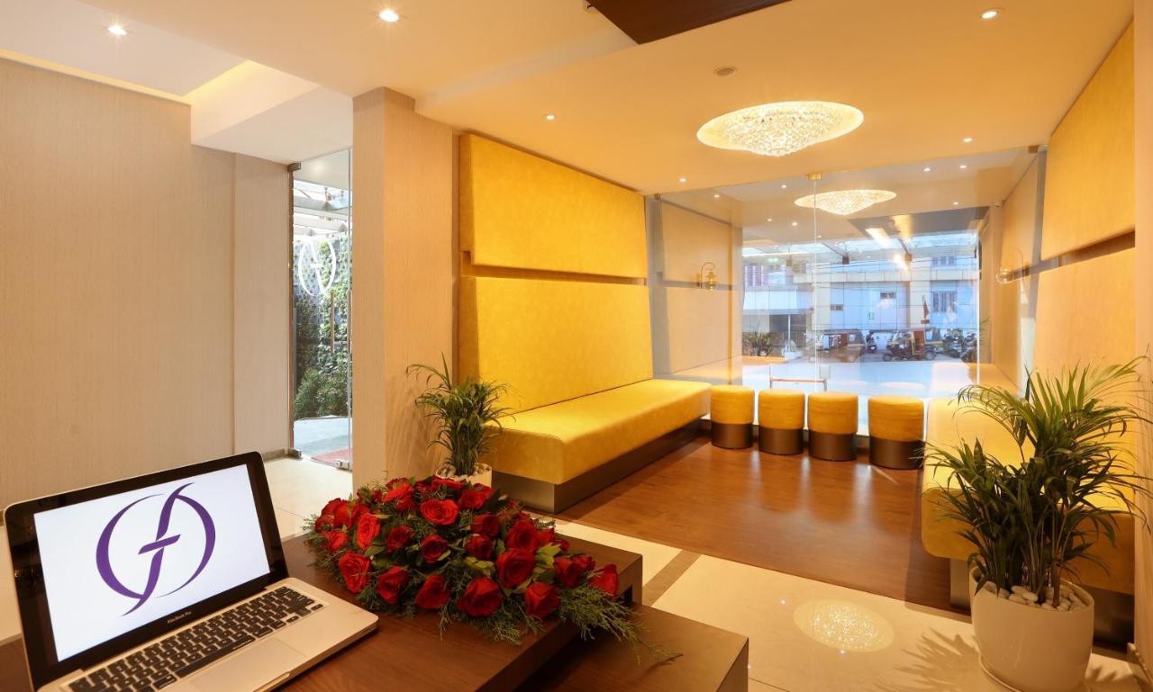 Hotel Flora Charishma Residency Aluva Kochi Zewnętrze zdjęcie