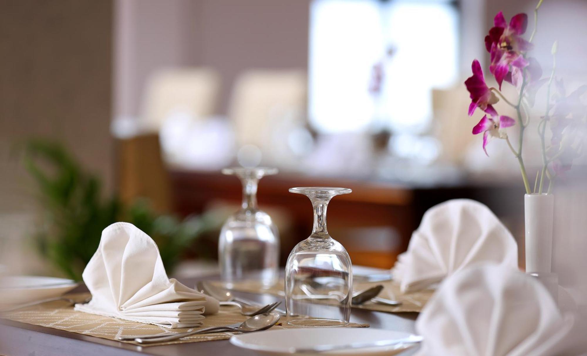 Hotel Flora Charishma Residency Aluva Kochi Zewnętrze zdjęcie